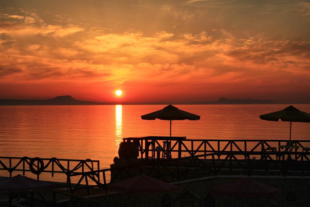 Alkionis Beach Stavromenos ภายนอก รูปภาพ